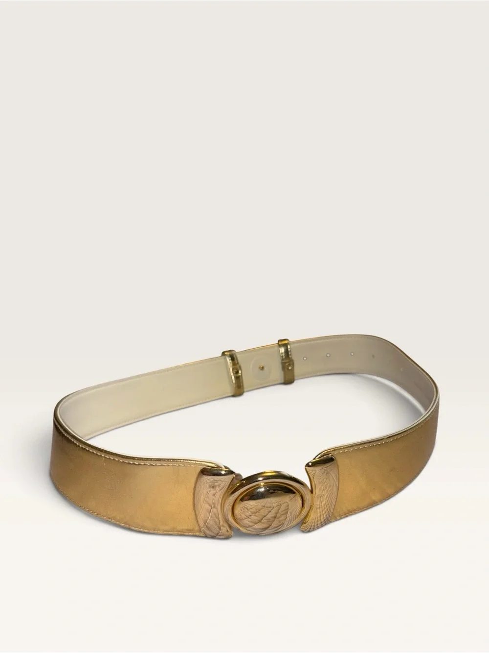Vintage gold metallic